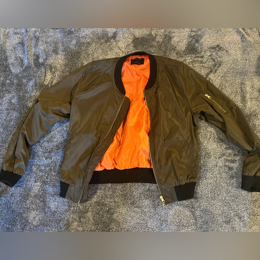 Love Tree brand Olive color Bomber style jacket - Size Large